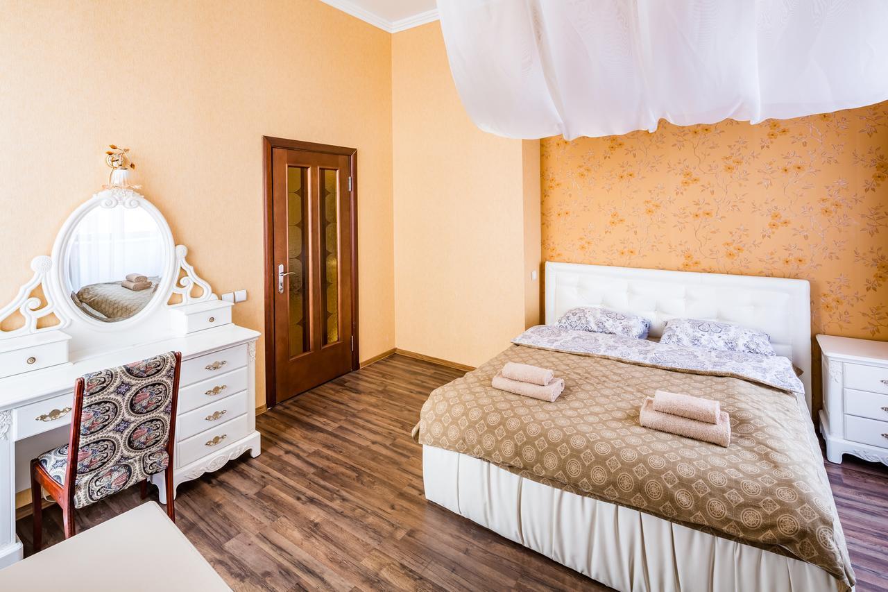 2 Virmens'Ka Apartment Λβιβ Εξωτερικό φωτογραφία