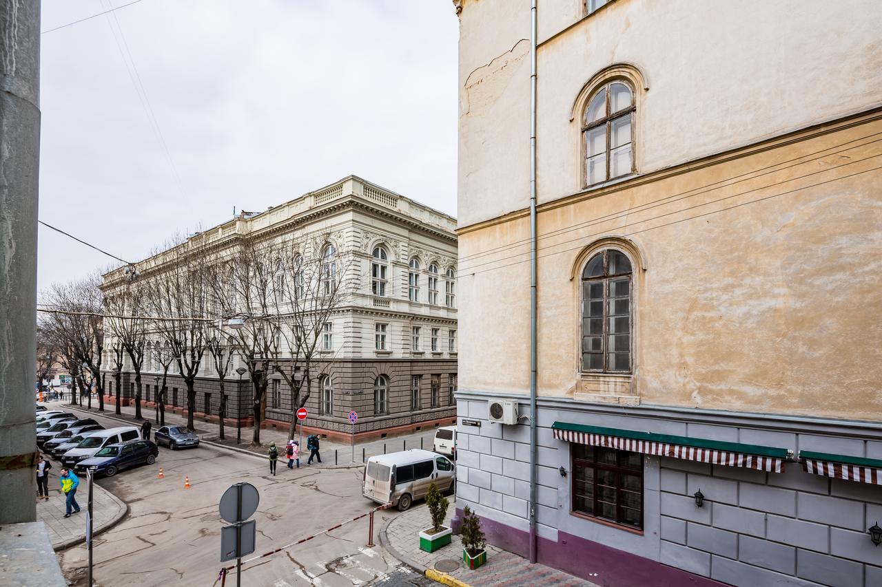 2 Virmens'Ka Apartment Λβιβ Εξωτερικό φωτογραφία